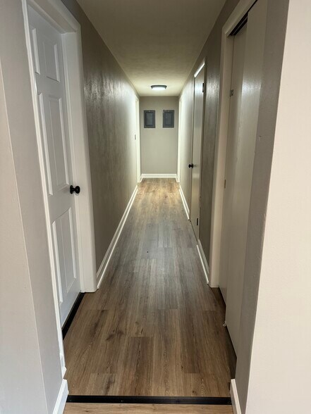 Building Photo - 4724 Hanover Pike