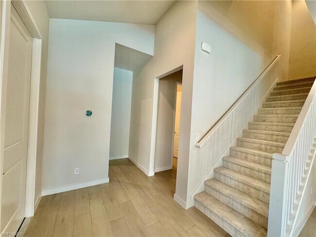 Building Photo - 14716 Kingfisher Lp