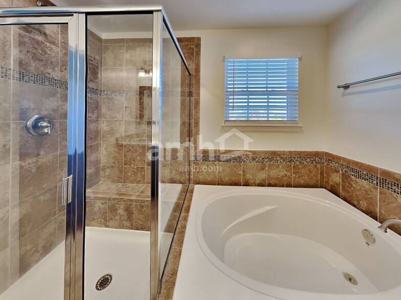 Building Photo - 1721 Muirwood Blvd