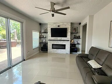 Building Photo - 4513 Seafarer Way