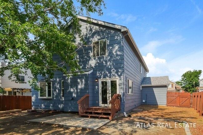 Building Photo - 2115 Hibbard Ln