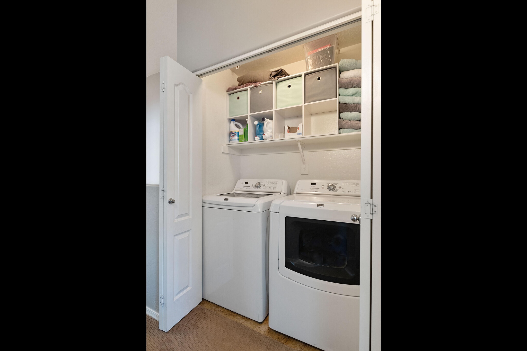 Washer Dryer - 2250 E Deer Valley Rd