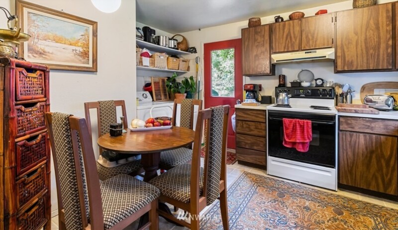 Building Photo - 2203 Happy Ct