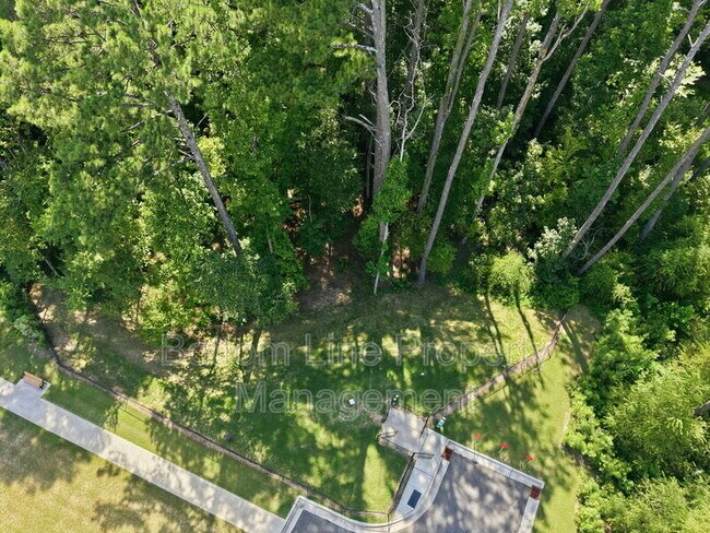 Building Photo - 1615 Glacier Dr