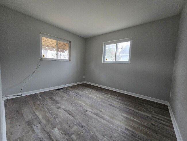 Building Photo - 3823 Iberis Ave