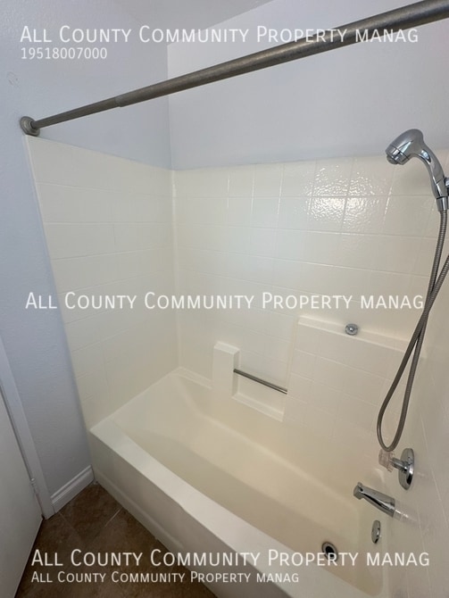 Building Photo - 1857 Creekside Dr