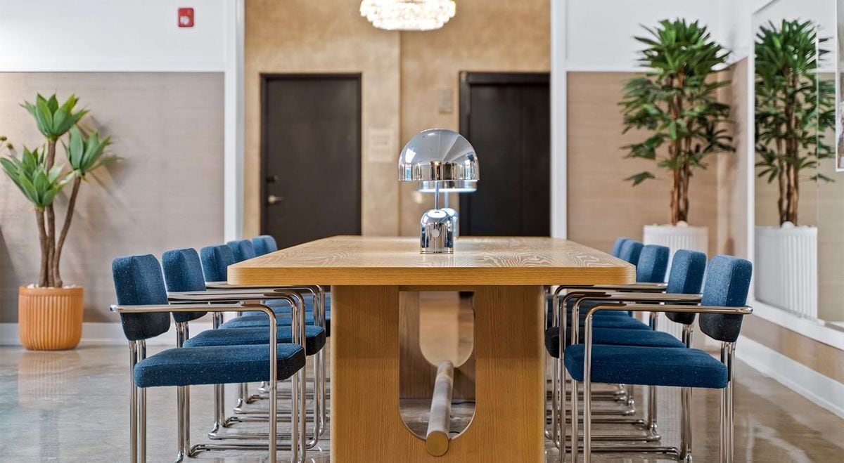 Building Photo - 5440 N Sheridan Rd