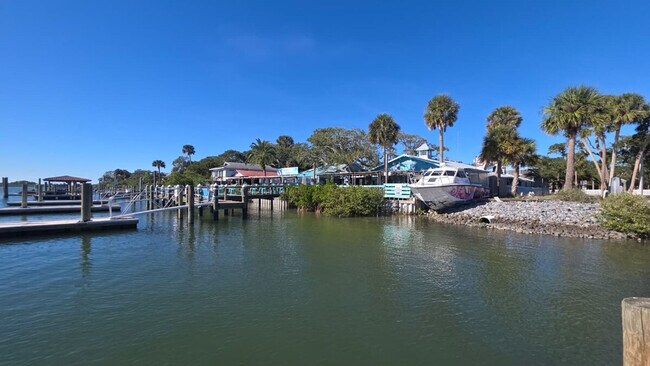 Building Photo - 30 Inlet Harbor Rd