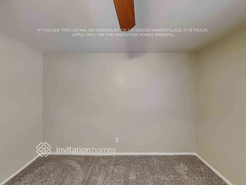 Building Photo - 35390 N Gurnsey Trail