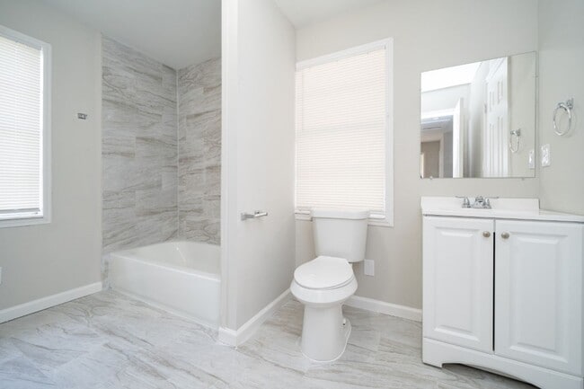 Building Photo - Charming Corner-Lot Home in Bessemer – So ...