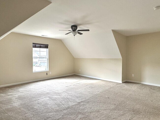 Building Photo - 1205 Peppermint Ct