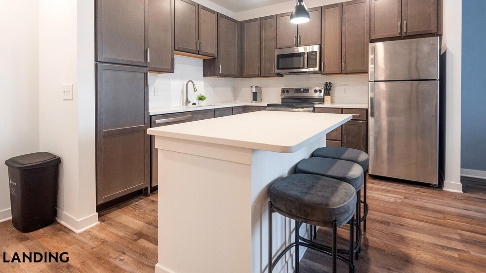 Building Photo - 4670 Merchants Park Cir