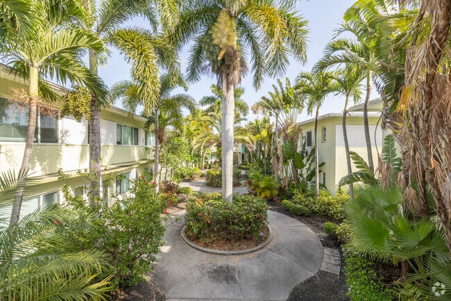 Building Photo - 301 4th Ave N, St Petersburg, FL 33701