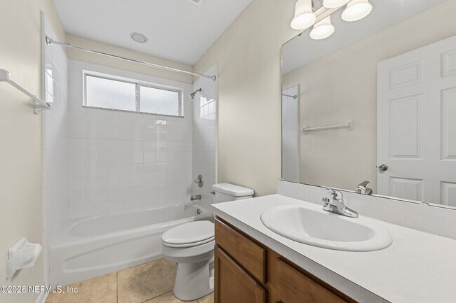 Building Photo - 593 Grand Parke Dr