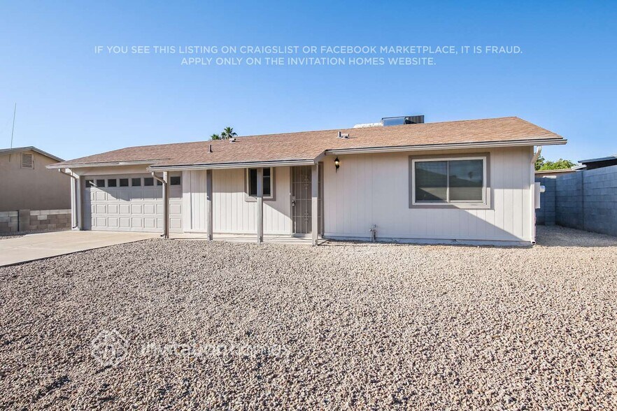 Building Photo - 2720 E Michelle Dr