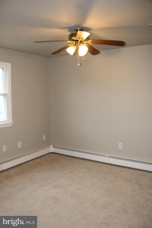 Building Photo - 130 N Mill St