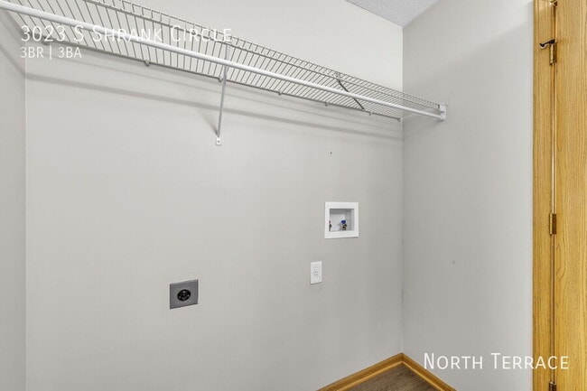 Building Photo - 3023 S Shrank Rd