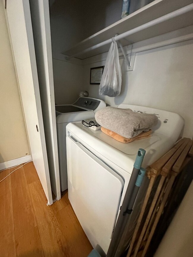 Building Photo - 1 Bedroom Casita