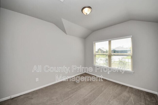 Building Photo - 13318 Villa Sola Dr