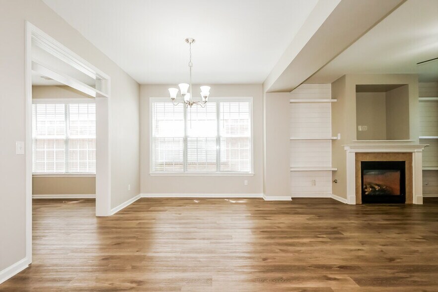 Building Photo - 8565 Griffin Park Dr