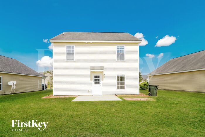 Building Photo - 110 Larkspur Dr
