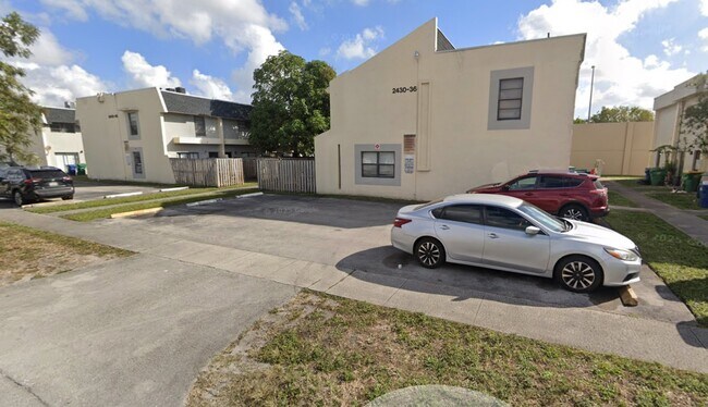 Building Photo - 2436 NW 52nd Ave