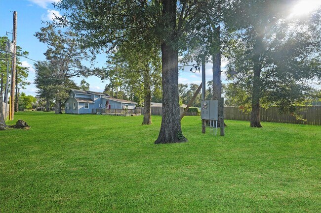 Building Photo - 16730 Springfield Dr