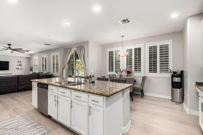 Building Photo - 20365 E Sonoqui Blvd