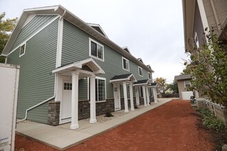 Building Photo - 435 Gladstone St