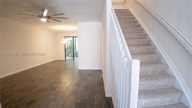 Building Photo - 1042 NW 33rd St