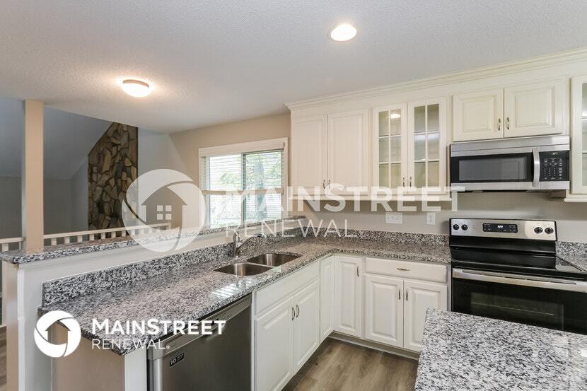 Building Photo - 4946 McAlpine Ln