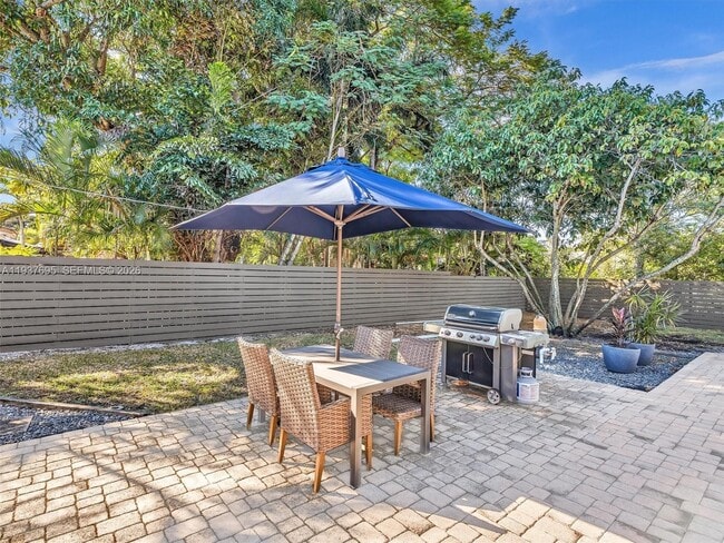 Building Photo - 1731 NW 7th Terrace