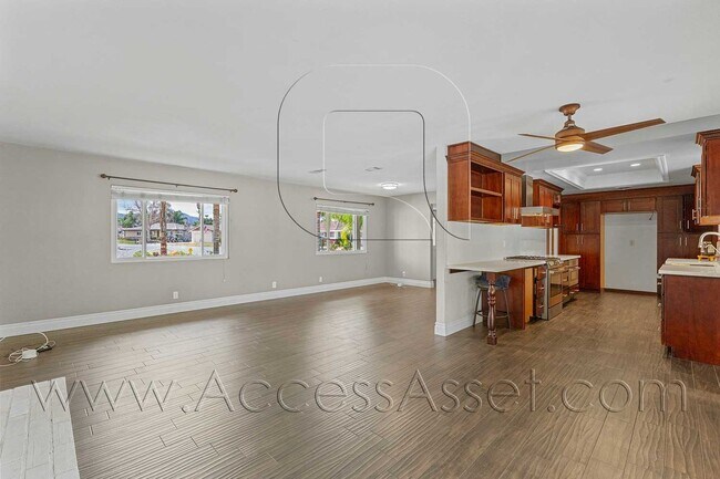 Building Photo - Beautiful 3BR/2BA Home In Hemet With Lush Backyard & Fruit Trees!