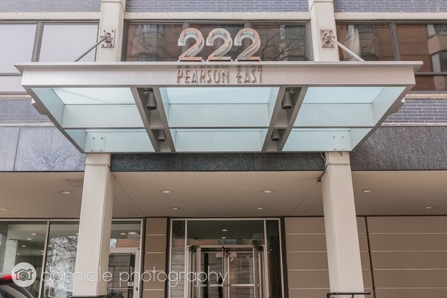 Building Photo - 222 E Pearson St