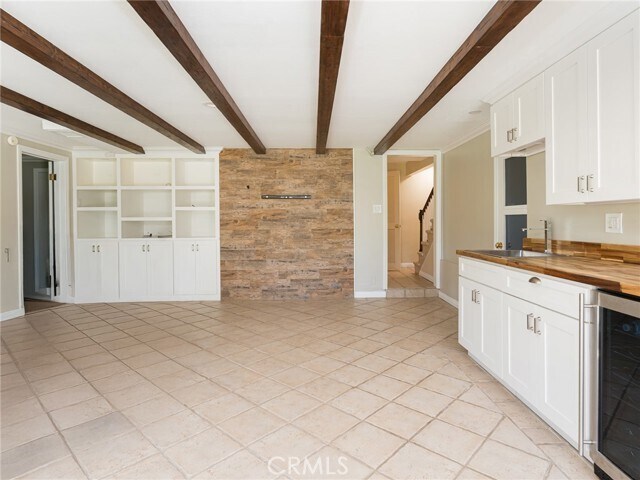 Building Photo - 3220 Palos Verdes Dr N