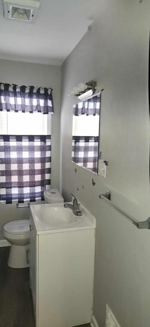 Building Photo - 11776 Rossiter St