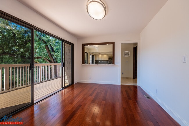 Building Photo - Beautiful Los Gatos Home | Remodeled | Ama...