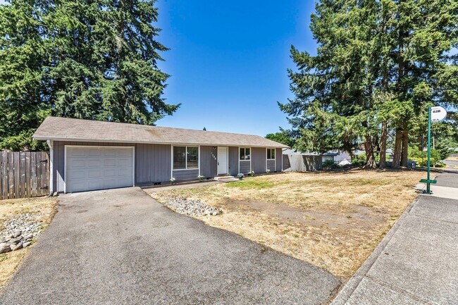 Building Photo - READY SET MOVE!!! GREAT PRICE & LOCATION - Darling Rambler in Olympia