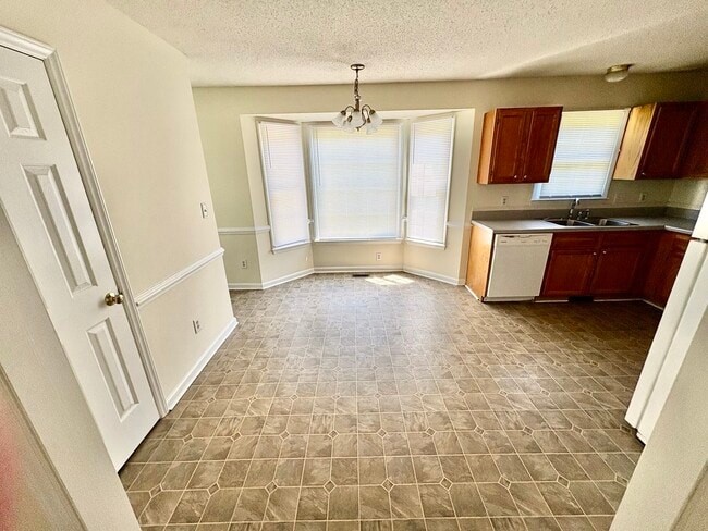 Building Photo - 1033 Holly Point Dr