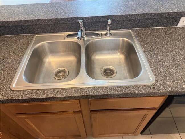 Building Photo - 8506 Gablebend Way