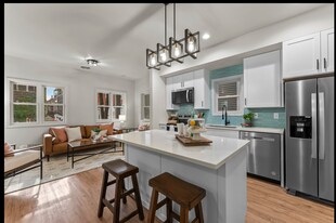 Building Photo - 2507 1st Ave S