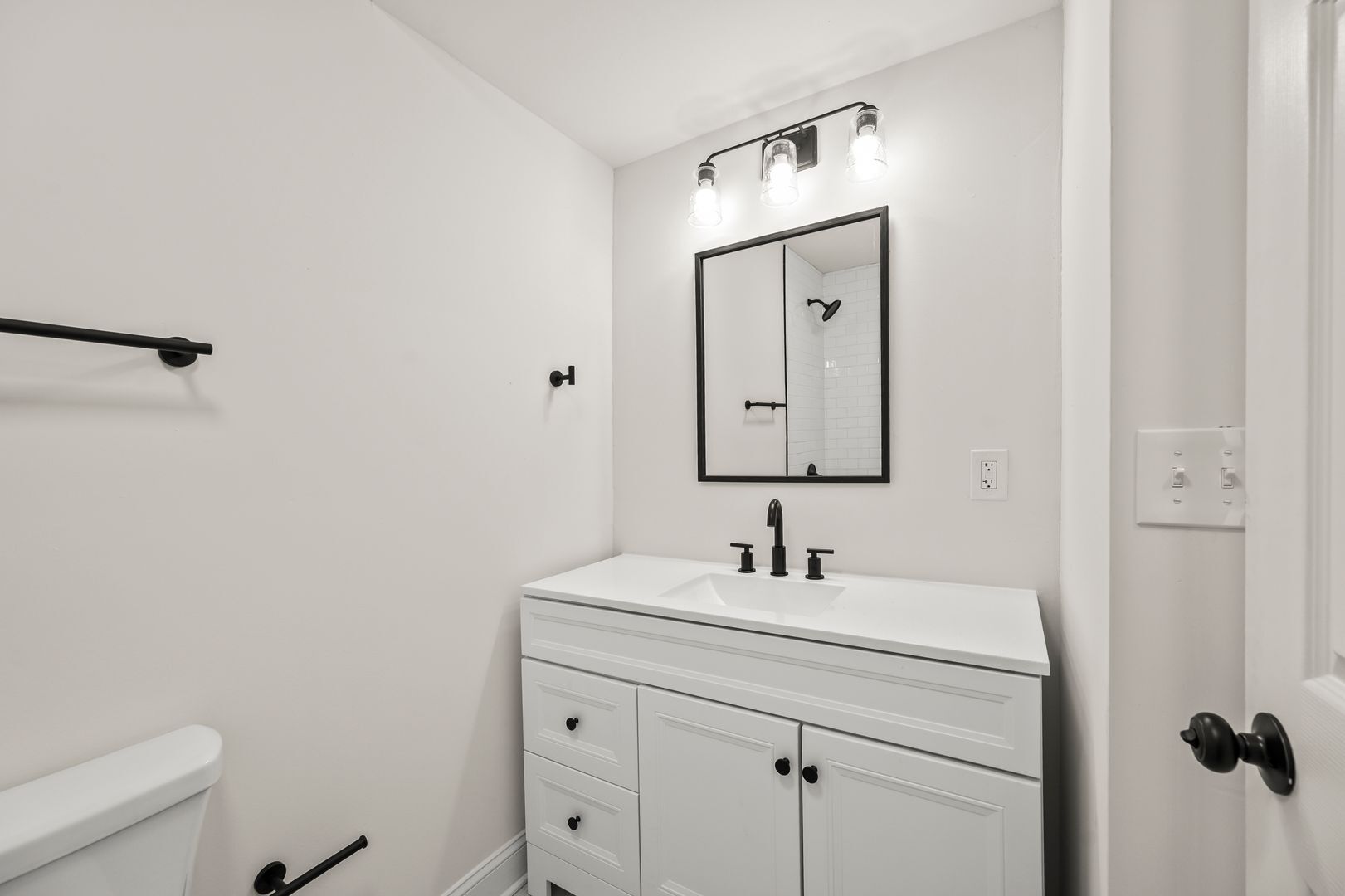 Building Photo - 3761 Avera Ave