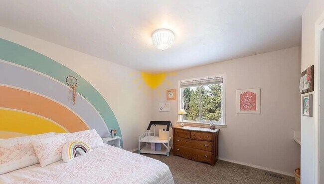 Building Photo - Fantastic home, in a great location!!!