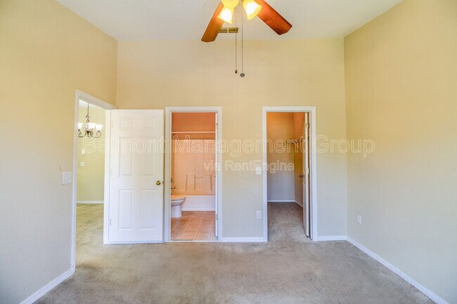 Building Photo - 842 Grand Regency Pointe