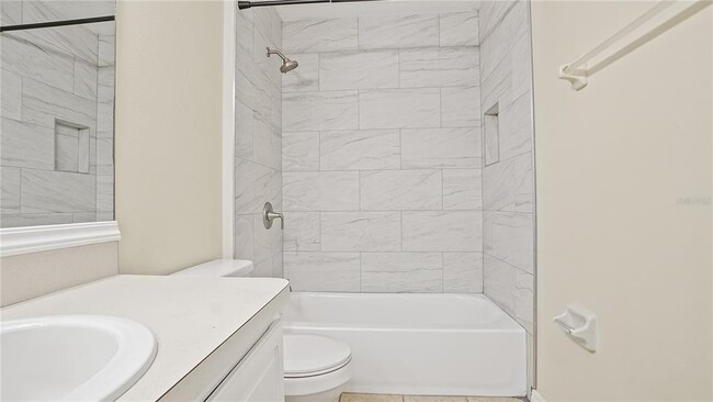 Building Photo - 774 Princeton Dr