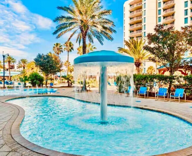 Building Photo - Resort-Style 2BR Condo with Gulf Views at The Palms of Destin – Fully Furnished!