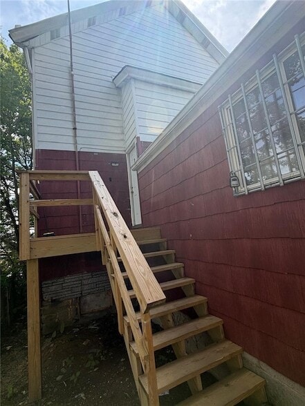 Building Photo - 2812 Lanpark St