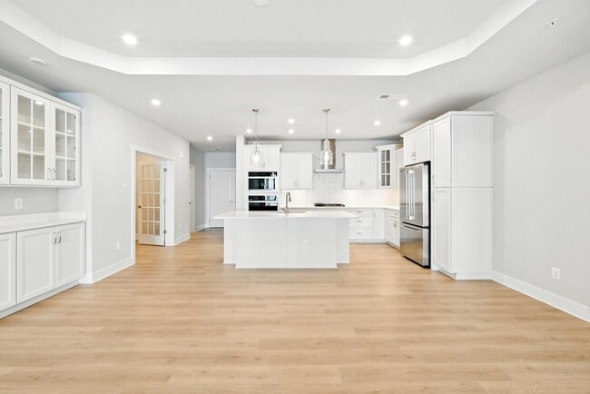 Building Photo - 218 Switchgrass Wy