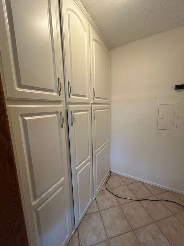 Building Photo - 10546 Kerrigan Ct