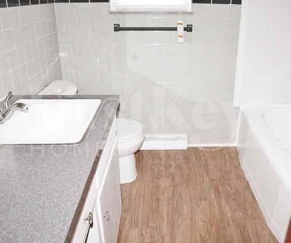 Building Photo - 5750 Wallingwood Dr